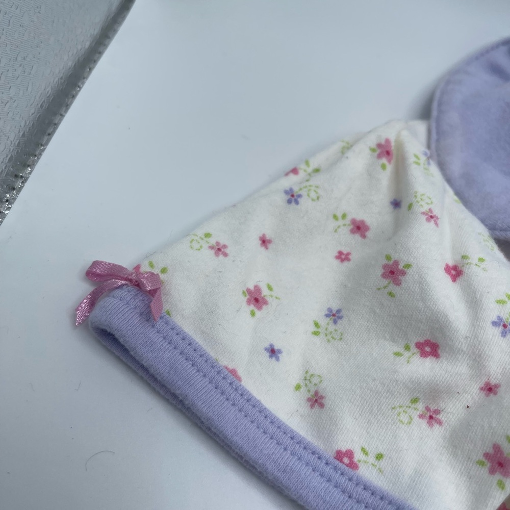 Bon Bebe Floral Baby Onesie with purple collar size 3-6 months (Pre-Owned) - Picture 5 of 7